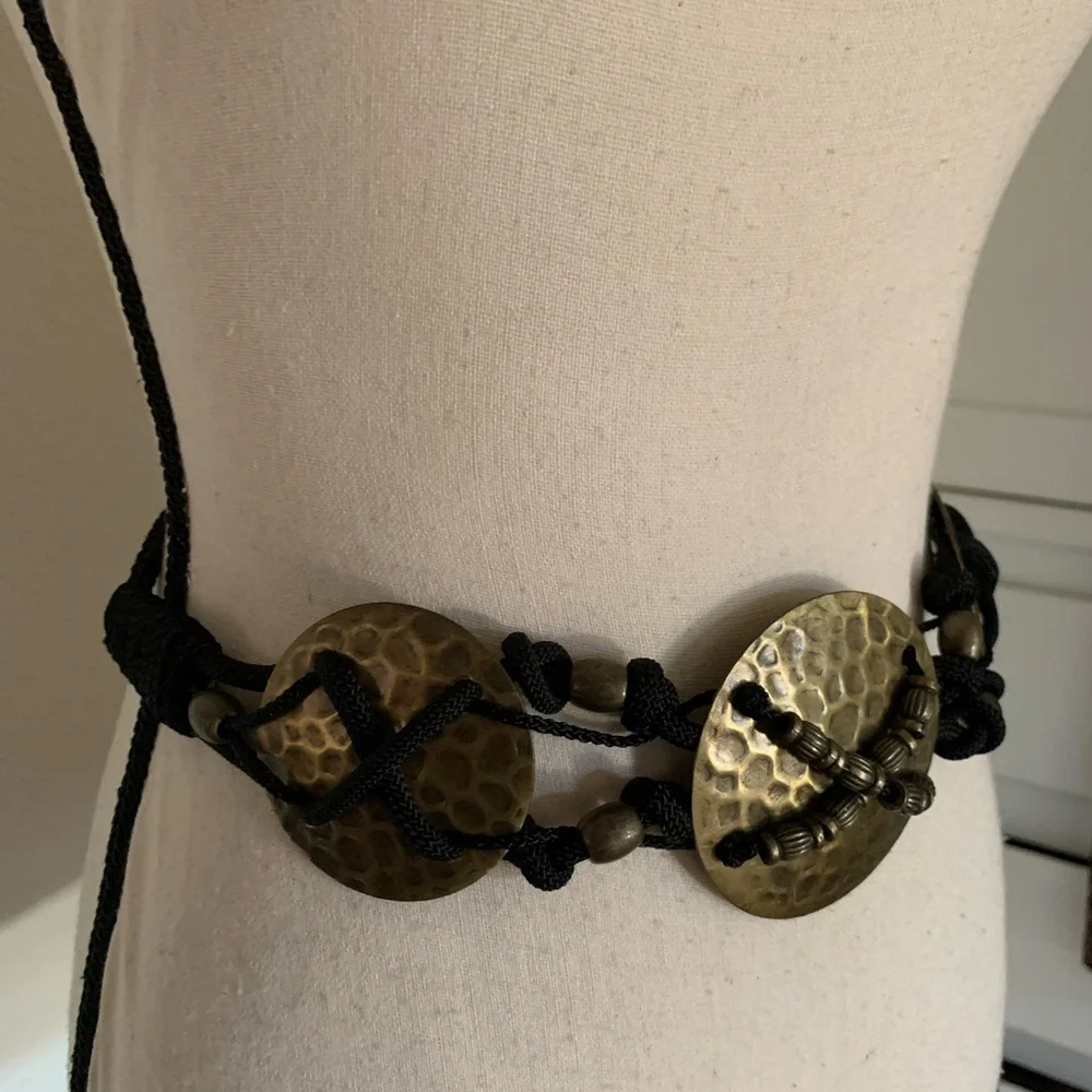 Vintage 80’s MOROCCAN / BOHO Style Rope and Brass Belt OS